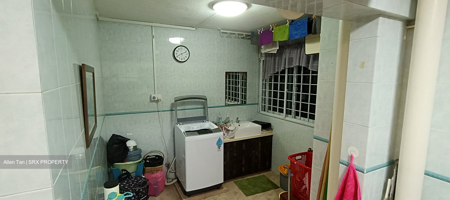Blk 137 Bishan Green (Bishan), HDB Executive #482389351